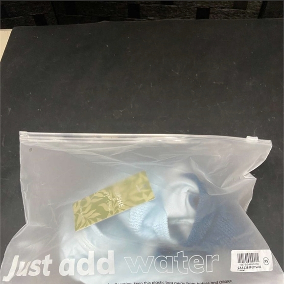 NEW Cupshe JoJo Sunstone Colorblock Cutout One-Piece Swimsuit XS - Picture 4 of 4